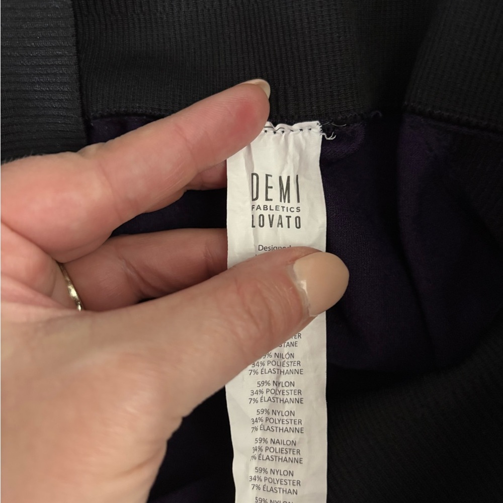 Fabletics Demi Lovato High-Waisted Seamless Rib Black and Purple Legging Size L - Picture 9 of 11